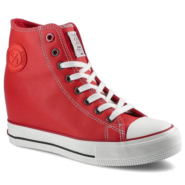 Czerwone Sneakersy Cross Jeans Damskie Modne Buty. Czerwone buty treningowe Cross Jeans, bez wzorów, z jeansu, bez zapięcia. Za 109.00 zł.
