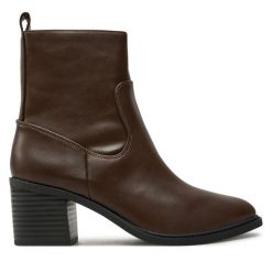 Botki Call It Spring. Brązowe botki Call it Spring, bez wzorów, bez obcasa, na słupku, bez zapięcia. Za 199.99 zł.