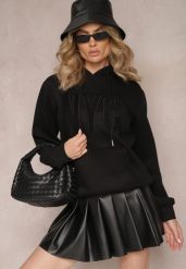 Czarna Dzianinowa Bluza Ocieplana z Nadrukiem Invta. Czarne bluzy Renee, l, bez wzorów, z dzianiny, casualowe, bez ramiączek, bez kaptura. W wyprzedaży za 95.99 zł.