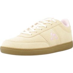 Buty LE COQ SPORTIF LCS DERBY Beżowy. Brązowe buty trekkingowe Le Coq Sportif, bez wzorów, z tkaniny, bez zapięcia, trekkingowe. Za 279.99 zł.