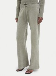 Juicy Couture Spodnie dresowe JCWEB006 Khaki Regular Fit. Brązowe spodnie dresowe Juicy Couture, bez wzorów, z dresówki. Za 549.99 zł.