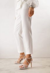 Srebrne Eleganckie Sandały VICES na Szpilce z Przeplatanymi Paskami Adreviana. Szare sandały Born2be, bez wzorów, z satyny, eleganckie, bez obcasa, na obcasie, bez zapięcia. Za 119.99 zł.