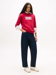 TOMMY JEANS Bluza w kolorze czerwonym rozmiar: XXL. Czerwone bluzy Tommy Jeans, xxl, bez wzorów, z bawełny, bez ramiączek, z kapturem. Za 270.39 zł.