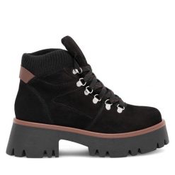 Trzewiki Lasocki. Czarne botki Lasocki, bez wzorów, bez obcasa, na płaskiej podeszwie, bez zapięcia. Za 229.99 zł.