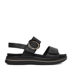 Sandały Remonte. Czarne sandały Remonte, bez wzorów, bez obcasa, na płaskiej podeszwie, bez zapięcia. Za 369.99 zł.