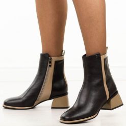 Czarne skórzane botki damskie na obcasie Filippo Dbt7350/25. Czarne botki Filippo, bez wzorów, z jeansu, biznesowe, bez obcasa, na obcasie, bez zapięcia. Za 379.00 zł.