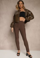Brązowe Spodnie Typu Skinny High Waist Ozdobione Cyrkoniami Lavilara. Brązowe jeansy Renee, bez wzorów, z jeansu, eleganckie, z podwyższonym stanem. W wyprzedaży za 31.99 zł.