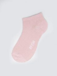 Stopki damskie ażurowe różowe Holiana 600. Czerwone skarpetki BIG STAR, w ażurowe wzory, ze skóry. Za 19.99 zł.