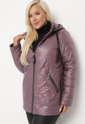 Fioletowa Kurtka Pikowana z Odpinanym Kapturem i Kieszeniami na Suwaki Nailese. Fioletowe kurtki Born2be, na jesień, l, bez wzorów, eleganckie. W wyprzedaży za 125.99 zł.