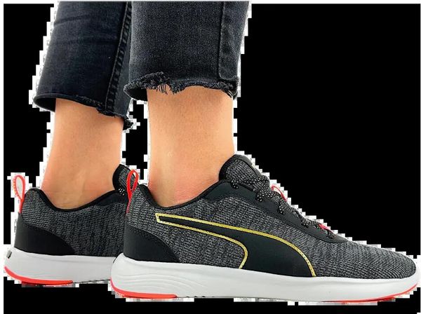 Buty damskie PUMA Softride Vital. Czarne buty do biegania Puma, bez wzorów, z dzianiny, bez zapięcia, do biegania. Za 238.22 zł.