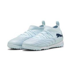 Młodzieżowe buty piłkarskie FUTURE 9 MATCH TT PUMA. Niebieskia buty do biegania Puma, bez wzorów, bez zapięcia, do biegania. Za 299.00 zł.