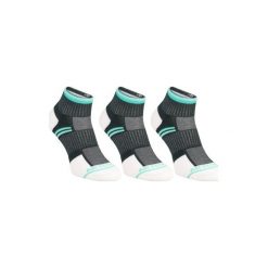 Skarpety sportowe RS500 3 pary. Skarpetki marki ARTENGO. W wyprzedaży za 14.99 zł.