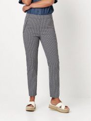 Relaxed by TONI Spodnie materiałowe w kolorze granatowym rozmiar: W40. Niebieskie spodnie materiałowe Relaxed by TONI, bez wzorów, z materiału. Za 162.11 zł.