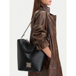 Torebka Nine West. Czarne torebki klasyczne Nine West, bez wzorów, klasyczne, bez dodatków. Za 299.99 zł.