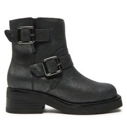 Botki Clarks. Szare botki Clarks, bez wzorów, bez obcasa, na płaskiej podeszwie, bez zapięcia. Za 379.99 zł.