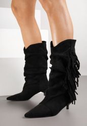 Czarne Botki na Obcasie Typu Kaczuszka z Marszczeniem i Frędzlami Latireia. Czarne botki Born2be, bez wzorów, z jeansu, bez obcasa, na obcasie, bez zapięcia. Za 169.99 zł.