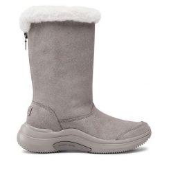 Kozaki Skechers. Szare kozaki Skechers, bez wzorów, bez obcasa, na płaskiej podeszwie, bez zapięcia. Za 579.99 zł.