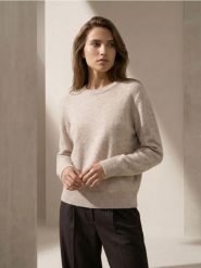 Sweter chunky z domieszką wełny - kremowy. Białe swetry Sinsay, l, bez wzorów, z wełny, bez ramiączek. Za 39.99 zł.