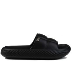 Klapki damskie sportowe Lee MAYA SLIDER WOMEN LOW. Czarne klapki Lee, bez wzorów, z materiału, sportowe, bez obcasa, bez zapięcia. Za 89.00 zł.