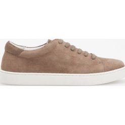 Sportowe buty ze skóry - Brązowy. Buty treningowe marki NEWFEEL. W wyprzedaży za 99.99 zł.