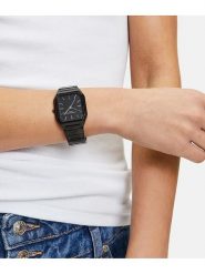 Liebeskind Zegarek kwarcowy w kolorze czarnym rozmiar: onesize. Czarne, analogowe zegarki Liebeskind, ze stali. Za 427.07 zł.