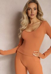 Pomarańczowa Dopasowana Bluzka w Prążki o Krótkim Kroju Elowenia. Brązowe bluzki Renee, bez wzorów, sportowe, bez kołnierzyka, bez ramiączek. W wyprzedaży za 29.99 zł.