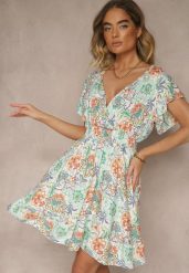 Jasnozielona Kwiatowa Kopertowa Sukienka z Bawełny Ulosiana. Zielone sukienki Renee, na co dzień, l, bez wzorów, z bawełny, eleganckie, bez kołnierzyka, bez ramiączek, mini, kopertowe. W wyprzedaży za 39.99 zł.