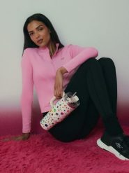 4F Legginsy dzianinowe damskie - czarne XS. Czarne legginsy 4f, bez wzorów, z dzianiny, sportowe. Za 129.99 zł.