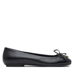 Baleriny Furla. Czarne baleriny Furla, bez wzorów, bez obcasa, bez zapięcia. Za 499.99 zł.