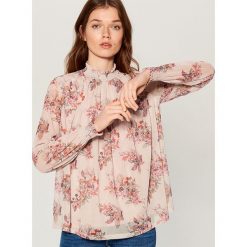 Bluzka ze stójką - Beżowy. Bluzki Mohito. Za 89.99 zł.
