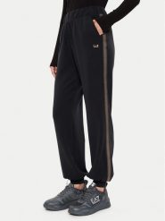 EA7 Emporio Armani Spodnie dresowe 6DTP74 TJZBZ 1200 Czarny Regular Fit. Czarne spodnie dresowe EA7 Emporio Armani, bez wzorów, z dresówki. Za 599.99 zł.