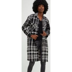 Answear Lab koszula damska kolor czarny regular. Czarne koszule Answear Lab, l, bez wzorów, bez kołnierzyka, bez ramiączek. Za 259.99 zł.