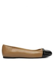 MICHAEL Michael Kors Baleriny Mandy Flat 40F5MAFP1A Beżowy. Brązowe baleriny MICHAEL Michael Kors, bez wzorów, ze skóry, bez obcasa, bez zapięcia. Za 419.99 zł.