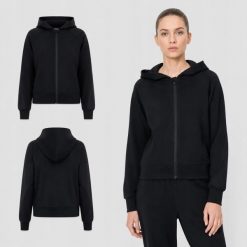 BLUZA DAMSKA DRESOWA 4F ROZPINANA Z KAPTUREM Z MODALEM KOLOR CZARNY. Czarne bluzy z kapturem 4f, l, bez wzorów, z dresówki, z kapturem, do biegania. Za 199.99 zł.