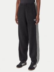 Adidas Spodnie dresowe Adiluna Season 2 X Jennie Knitted Loose Joggers LD8918 Czarny Relaxed Fit. Czarne spodnie dresowe adidas, bez wzorów, z dresówki. Za 439.99 zł.