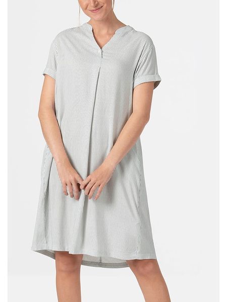 Timezone Sukienka w kolorze biało-granatowym rozmiar: M. Białe sukienki Timezone, m, bez wzorów, z wiskozy, bez kołnierzyka, bez ramiączek, midi. Za 74.28 zł.