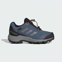 Buty Terrex GORE-TEX Hiking. Brązowe buty trekkingowe adidas, z gore-texu, bez zapięcia. Za 439.00 zł.