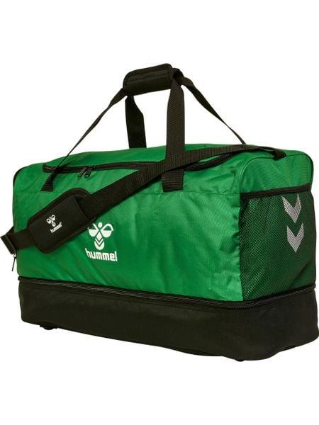 Torba sportowa Hummel Core 2.0 W. Sc. Czarne torby sportowe Hummel, bez wzorów, z materiału, na ramię. Za 175.40 zł.