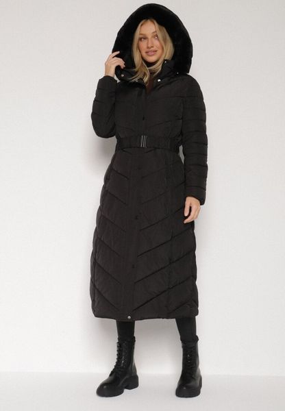 Czarna Długa Kurtka Zimowa z Pikowaniem Paskiem i Kapturem z Futrem Retilma. Czarne kurtki Born2be, na zimę, l, bez wzorów, z dzianiny, eleganckie. Za 259.99 zł.