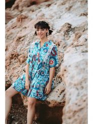 Isla Bonita by SIGRIS Sukienka w kolorze turkusowym rozmiar: L. Niebieskie sukienki Isla Bonita by SIGRIS, na co dzień, l, bez wzorów, z bawełny, bez kołnierzyka, bez ramiączek, midi, proste. Za 91.12 zł.