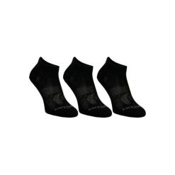 Skarpety sportowe RS160 3 pary. Czarne skarpetki ARTENGO, z bawełny. Za 14.99 zł.
