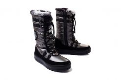MANITU 990089-92 silber, śniegowce damskie. Szare śniegowce Manitu, bez wzorów, z polaru, bez zapięcia. Za 569.90 zł.