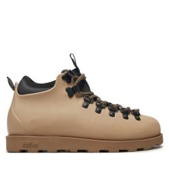 Trapery Native. Brązowe traperki Native, bez wzorów, bez obcasa, bez zapięcia. Za 559.99 zł.