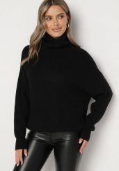 Czarny Golf o Klasycznym Kroju z Kaszmirem Azifra. Czarne swetry Born2be, uniwersalny, z aplikacjami, z jeansu, biznesowe, bez ramiączek. Za 139.99 zł.