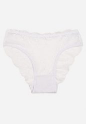 Białe Majtki Typu Figi z Delikatną Koronką Holiva. Białe figi Born2be, bez wzorów, z bawełny. Za 19.99 zł.