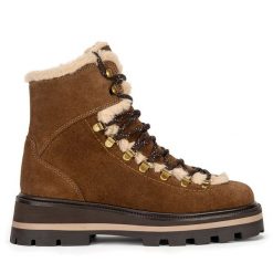 Botki Gino Rossi. Brązowe botki Gino Rossi, bez wzorów, bez obcasa, na płaskiej podeszwie, bez zapięcia. Za 383.99 zł.