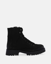 CZARNE WORKERY Z NUBUKU 5133 201 BLACK. Czarne botki Venezia, bez wzorów, z nubiku, bez obcasa, bez zapięcia. Za 299.00 zł.