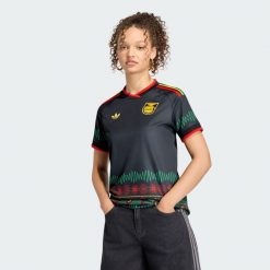 Koszulka wyjazdowa Jamajka 26 x Bob Marley. Czarne t-shirty sportowe adidas, xs, z aplikacjami, z dzianiny, bez ramiączek, do piłki nożnej, climacool (adidas). Za 439.00 zł.