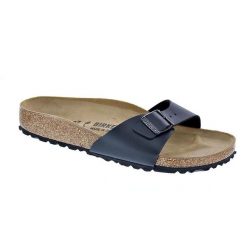 Klapki damskie Birkenstock Madrid BS. Czarne klapki Birkenstock, bez wzorów, z materiału, sportowe, bez obcasa, bez zapięcia. Za 299.90 zł.