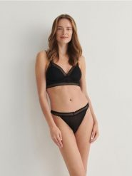 Majtki typu stringi 2 pack - czarny. Czarne stringi Reserved, bez wzorów. Za 49.99 zł.